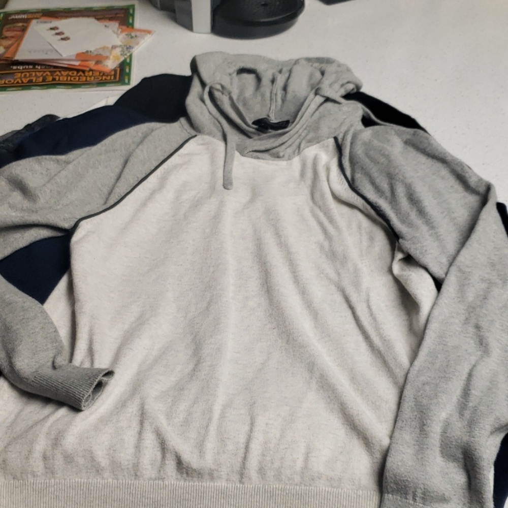 Hooded Express shirt